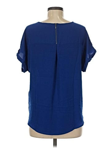 Maurices Short Sleeve T-Shirt (view 2)