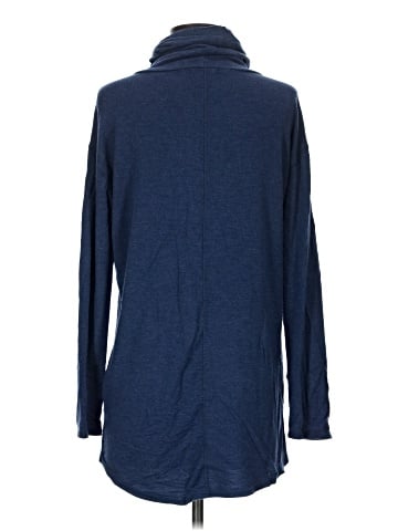 Liz Claiborne Turtleneck Sweater (view 2)