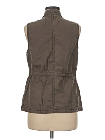 Maurices Sleeveless Button-Down Shirt (view 2)