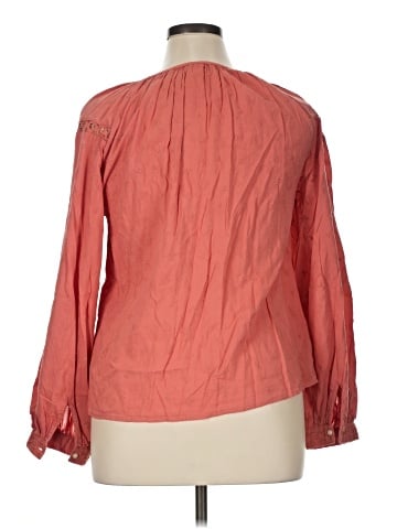 Old Navy 3/4 Sleeve Blouse (view 2)