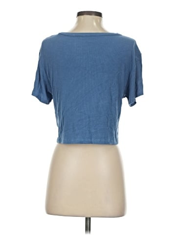 American Eagle Outfitters Short Sleeve T-Shirt (view 2)