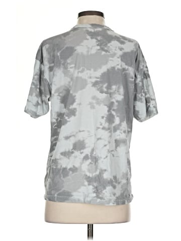 Old Navy Short Sleeve T-Shirt (view 2)