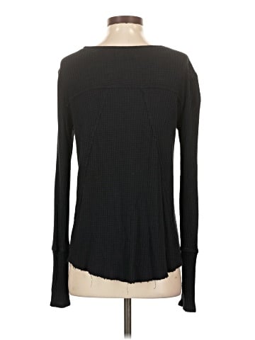 Abercrombie & Fitch Long Sleeve T-Shirt (view 2)