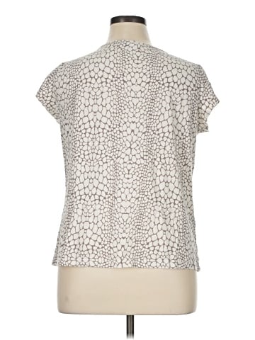 Liz Claiborne Short Sleeve T-Shirt (view 2)