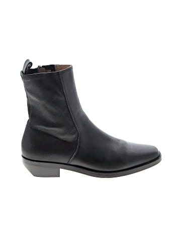 Madewell The Idris Ankle Boot in Leather (view 1)