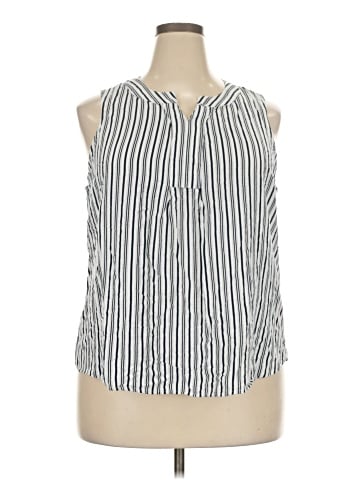 Croft & Barrow Sleeveless T-Shirt (view 1)