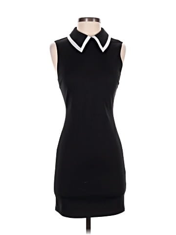 Alice + Olivia Casual Dress (view 1)