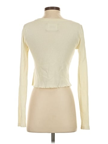 Urban Outfitters Long Sleeve T-Shirt (view 2)