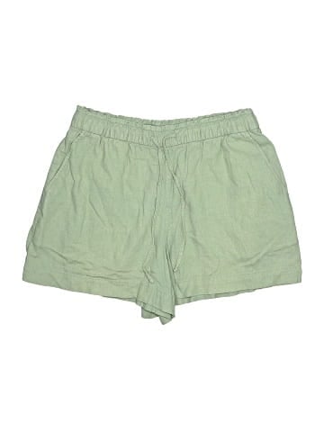 Gap Shorts (view 1)