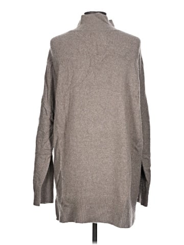 Abercrombie & Fitch Turtleneck Sweater (view 2)