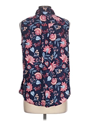 St. John's Bay Sleeveless Button-Down Shirt (view 2)