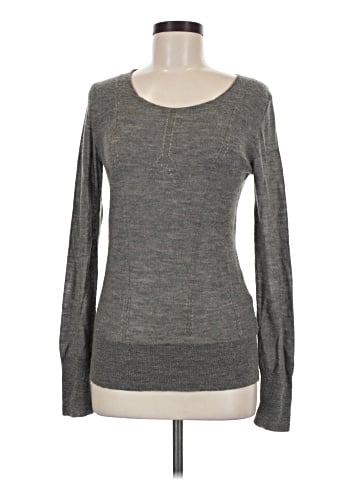 LAVIA 18 Pullover Sweater (view 1)