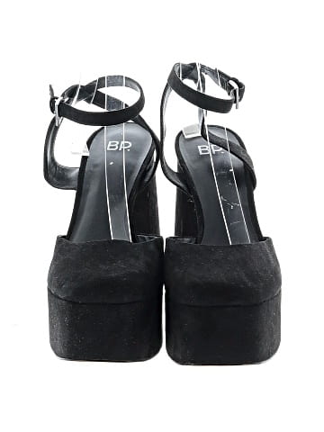 BP. Heels (view 2)