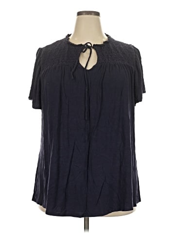 Lane Bryant Short Sleeve T-Shirt (view 1)
