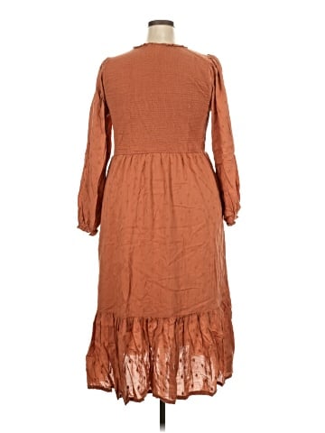 Old Navy Casual Dress (view 2)
