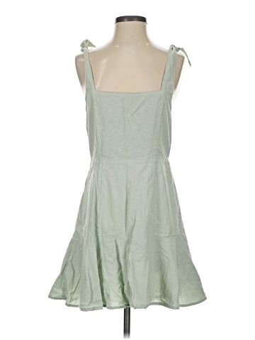 American Eagle Outfitters Casual Dress (view 1)