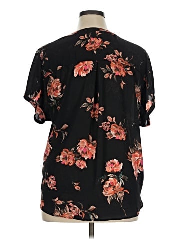 Maurices Short Sleeve Blouse (view 2)