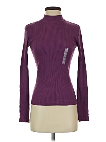 Uniqlo Long Sleeve Turtleneck (view 1)