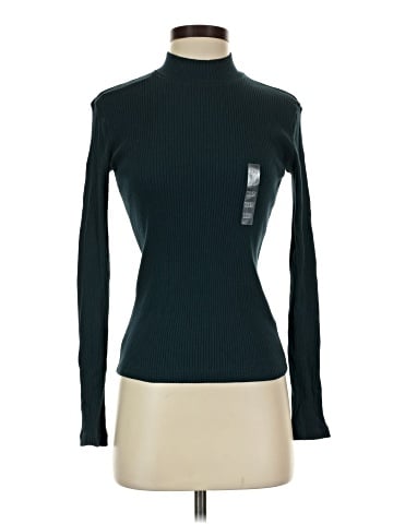 Uniqlo Long Sleeve Turtleneck (view 1)