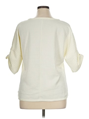 Max Studio 3/4 Sleeve T-Shirt (view 2)