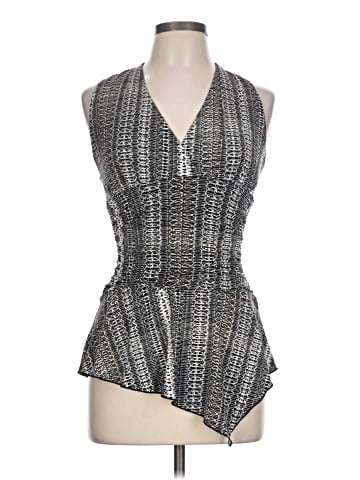 Studio Y Tank Top (view 1)