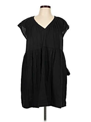 Old Navy Casual Dress (view 1)