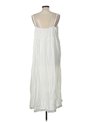 Old Navy Casual Dress (view 2)