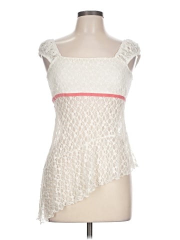 Kimchi Blue Sleeveless Top (view 1)
