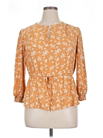 Como Black 3/4 Sleeve Blouse (view 1)
