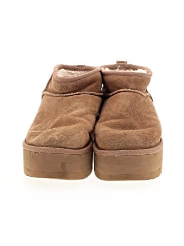 Ugg Ankle Boots (view 2)
