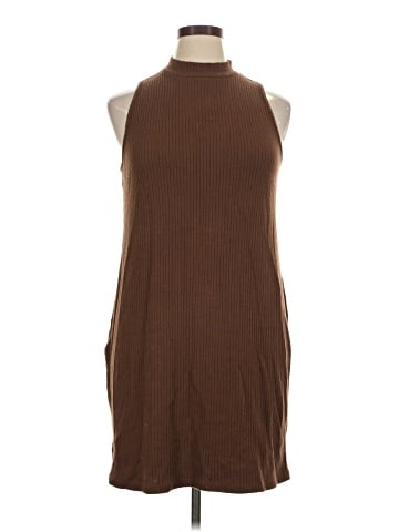 Old Navy Casual Dress (view 1)