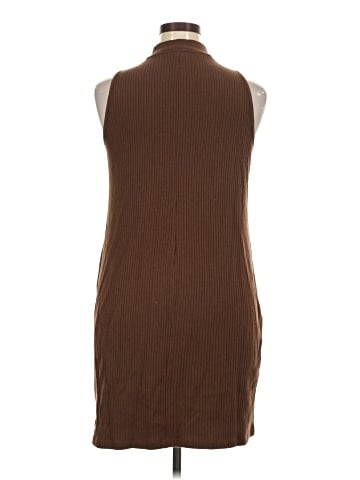 Old Navy Casual Dress (view 2)