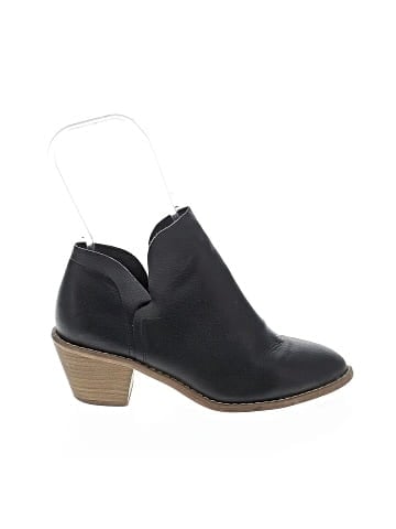 Universal Thread Ankle Boots (view 1)