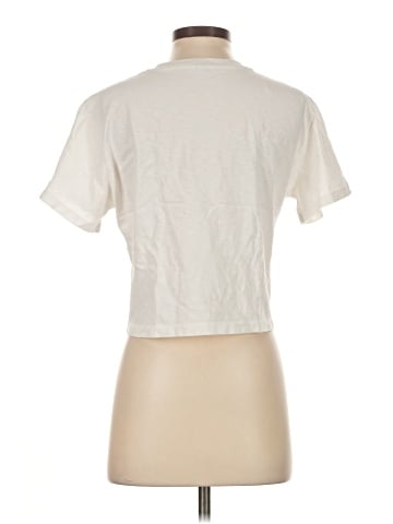 Uniqlo Short Sleeve T-Shirt (view 2)