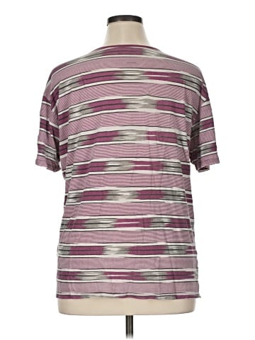 On The Byas Short Sleeve T-Shirt (view 2)