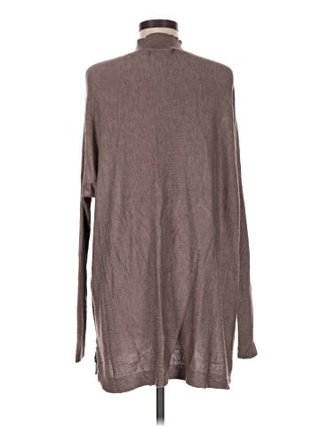 Romeo & Juliet Couture Turtleneck Sweater (view 2)