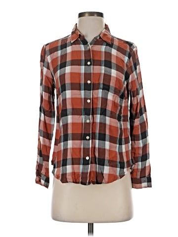 Ann Taylor LOFT Outlet Long Sleeve Button-Down Shirt (view 1)