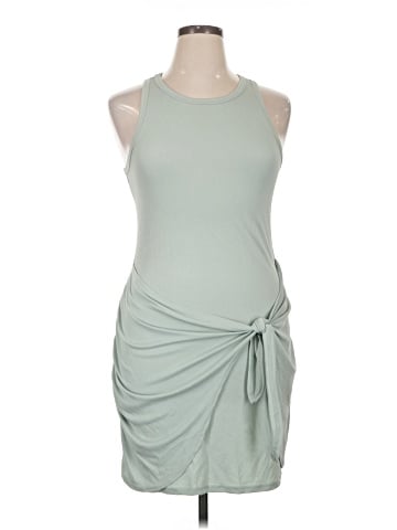 Amaryllis Cocktail Dress (view 1)