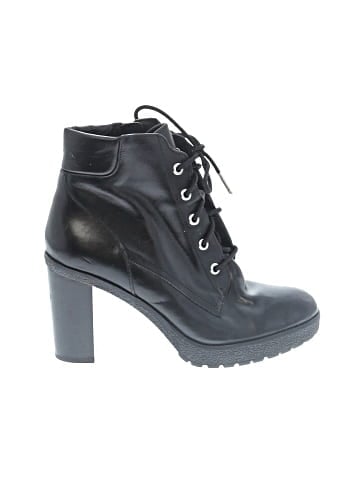 MICHAEL Michael Kors Ankle Boots (view 1)