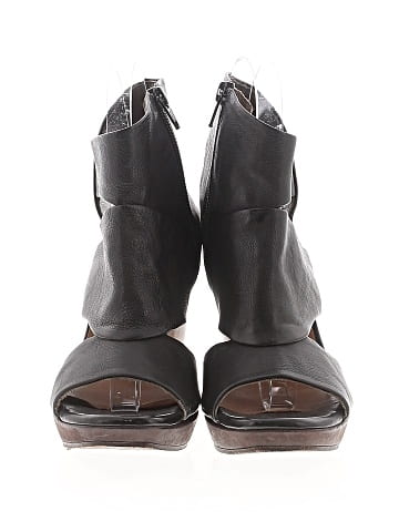 Coclico Sandals (view 2)