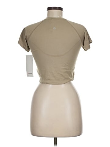 Lululemon Athletica Short Sleeve Turtleneck (view 2)