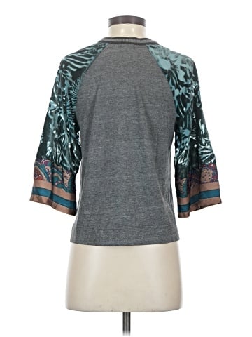 Tiny 3/4 Sleeve Top (view 2)