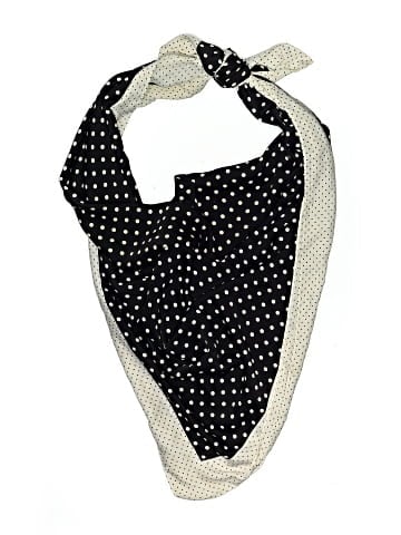 Victoria Scarf (view 1)