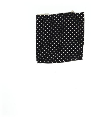 Victoria Scarf (view 2)