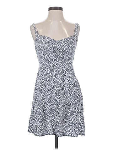 Old Navy Casual Dress (view 1)