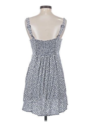 Old Navy Casual Dress (view 2)