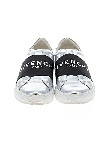 Givenchy Sneakers (view 2)