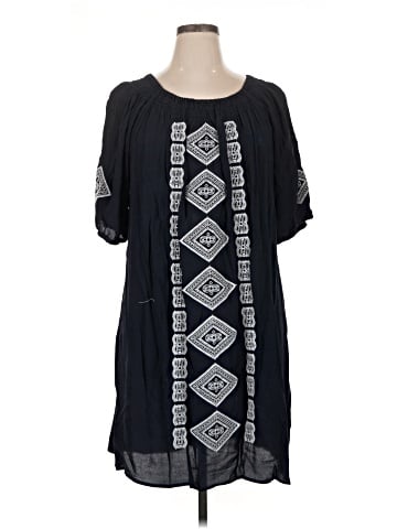 Monroe and Main Casual Dress (view 1)