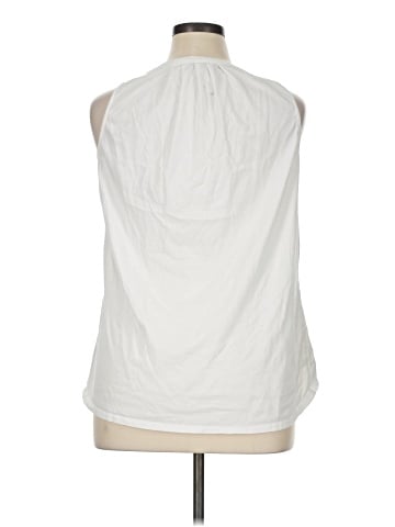 Crown & Ivy Sleeveless Button-Down Shirt (view 2)