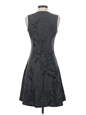 Banana Republic Cocktail Dress (view 2)